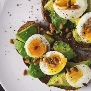 avokado tost (4) avokado tost (4)